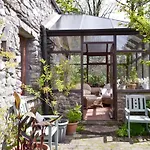 The Coach House Nyaraló Corney